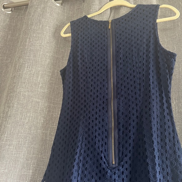 Sharagano - Classic preppy sleeveless navy blue eyelet mini dress - Size 10 - Picture 7 of 11